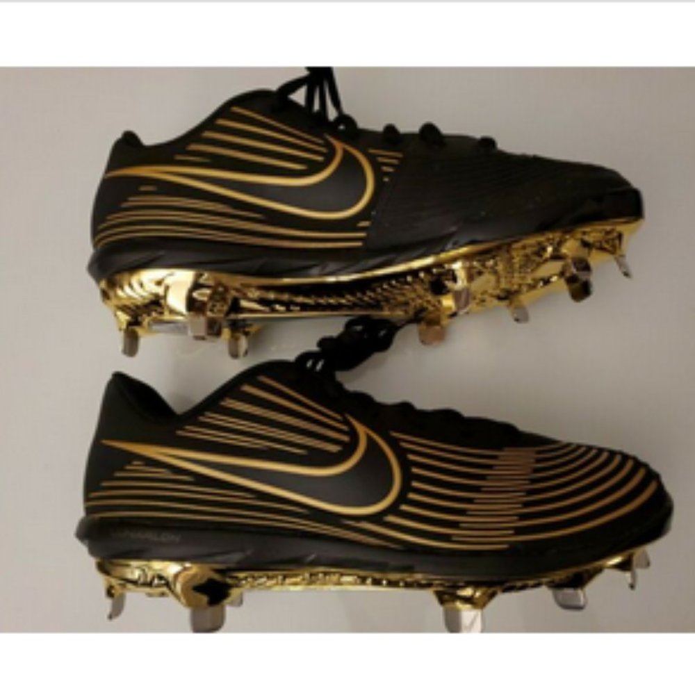 NIKE Lunar HyperDiamond 3 Womens Softball Cleats